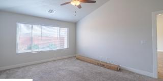Beautiful 4 Bedroom Home Gallery 49