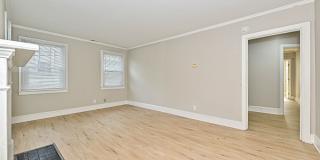 3108 Rush Avenue Gallery 7