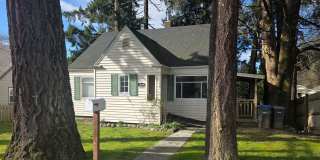 2 bedroom home in West Bremerton Gallery 1