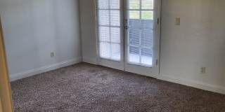 Clean 2 Bedroom 2 Bath Henderson Condo Gallery 33