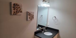 1117 Greenwood Alley Gallery 19