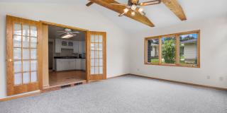 4 Bedroom Remodeled with 2 Stall Detached Garage 4 Bedroom Remodeled with 2 Stall Detached Garage Gallery 8