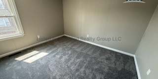 85 Massasoit St Gallery 13