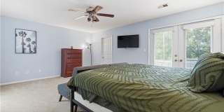 351 Pender Court Gallery 17