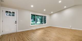 Bright & Charming 4bed/2.5bath in Desirable Edmonds Neighborhood! Gallery 8