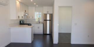 ALL UTILITIES INCLUDED – Private 1BR w/ Parking & Patio – Prime Location  And add: Gallery 1