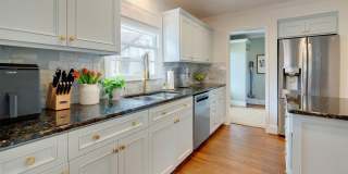 3221 Sunset Drive Gallery 13