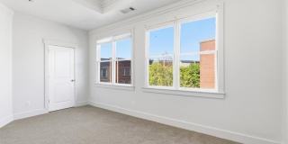 740 Liberty Commons Drive NW unit: 1101 Gallery 34