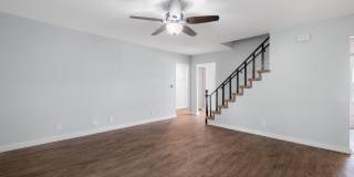 Modernized 3 Bedroom Home Near Mueller ~ Huge Backyard & Deck Gallery 23
