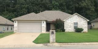 230 Autumnwood, Benton AR 72015 - Large and updated 4br 2ba just off Gattin Rd. Gallery 1