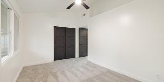 1216 W ROVEY Avenue Gallery 21