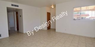 Midtown 2 Bed 1 Bath - A/C - Fenced Yard - Covered Parking Gallery 4