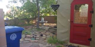 UNM - NOB HILL 2 Bedroom HOUSE 1  Bath PARKING Gallery 3