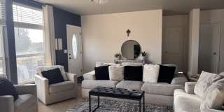 42 Calle Enrique Gallery 1