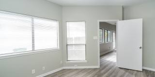 BEAUTIFULLY UPDATED 3-BEDROOM HOME IN TIMBER RIDGE Gallery 30