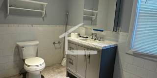 Gorgeous modern entire home perfect for large student groups available 9/1/2027 Gallery 15