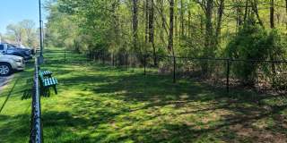 Vintage Creekwood Park Apartments Gallery 28