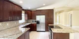 2425 Pigeon Cay Gallery 3