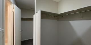 7051 Shadow Run Gallery 32