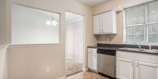 3 bdrm, 2.5 bath in Lithonia Gallery 7