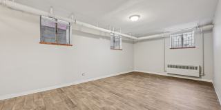 South Josephine Apartments Gallery 11