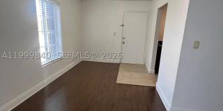 5231 Geneva Way Gallery 8