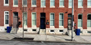Beautifully Renovated 3BR Rowhome Near Johns Hopkins – Gated Parking + Modern Upgrades Gallery 3