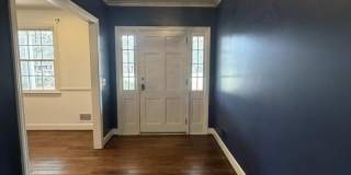 115 Adams Avenue Gallery 14