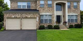 10001 GOLD COAST Gallery 1