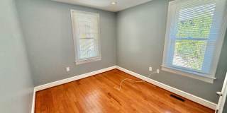 Beautiful Benning 3 Bedroom Renovated Bungalow Home with Yard, Parking, W/D. Gallery 16