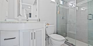 711 S Hollybrook Dr Gallery 22