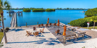 3929 WAYPOINT AVENUE Gallery 44