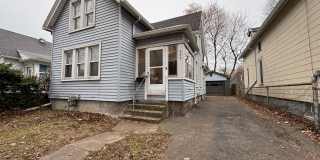 4 Bedroom 2 Bath Single Family Home W/Garage! Gallery 1