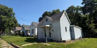 2 Bedroom 2 bath home with outdoor space - MOVE IN SPECIAL 50% off first month's rent Gallery 1