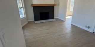 1341 & 1343 Seward Street Gallery 18