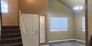 4 bed Single Family Home Close to Iron Springs Elem. Gallery 16
