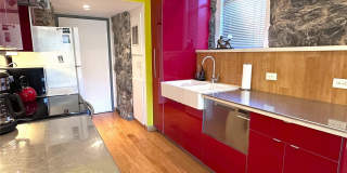 130C Biltmore Avenue Gallery 6