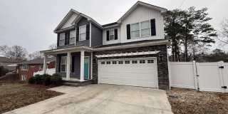 1614 Hawthorne Drive Gallery 1