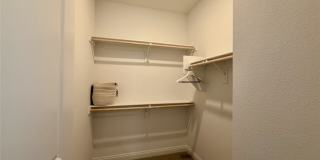 802 Royal Beekman Street Gallery 31