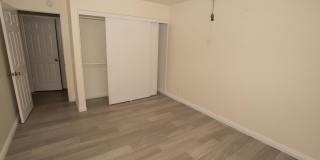 2 Bedrooms | 2 Bathrooms | Shoppers Paradise Gallery 8