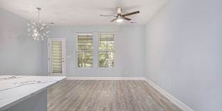 Beautifully Updated 3BR/3BA Coastal Townhome in Prime Location! Gallery 7