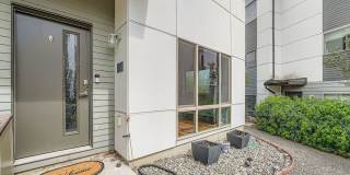 Modern 2-Bed, 2-Bath Townhome with Air-Conditioning in Rainier Beach Gallery 1