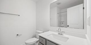 Beautiful 3-bed, 2.5 bath end unit townhome in Penley Place of Clover! Gallery 21