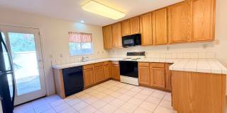Move-in Ready, 3BD/2.5BA, Two-Story Townhome at Vista Pointe in San Ramon- Available NOW! Gallery 21