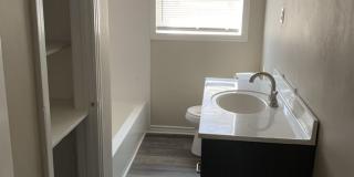 Newly Renovated 2 Bedroom 1 Bath Gallery 3