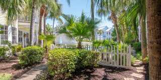 947 HEMINGWAY CIRCLE Gallery 67