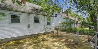 Charming 3-Bed, 1-Bath Home with Basement – Great Columbus Location! Gallery 40