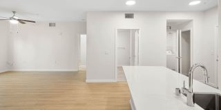 Archstone Fremont Center Gallery 48