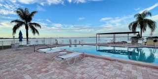 6180 Sun Boulevard Gallery 17