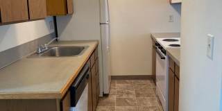 (858) Fox Fire - 2 Bedroom / 1 Bathroom Gallery 7